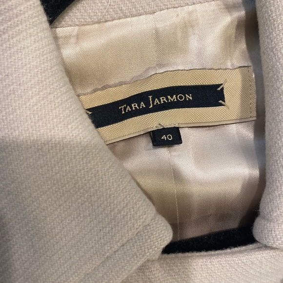 Paris based Designer Tara Jarmon lightweight coat. Size 40 or US size 8. - Picture 5 of 10